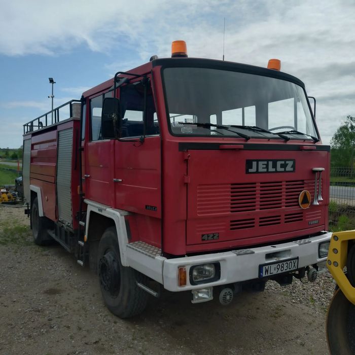 Jelcz 422  Jelcz 422/beczka, cysterna do wody 5000 litrów/ 6 osób
