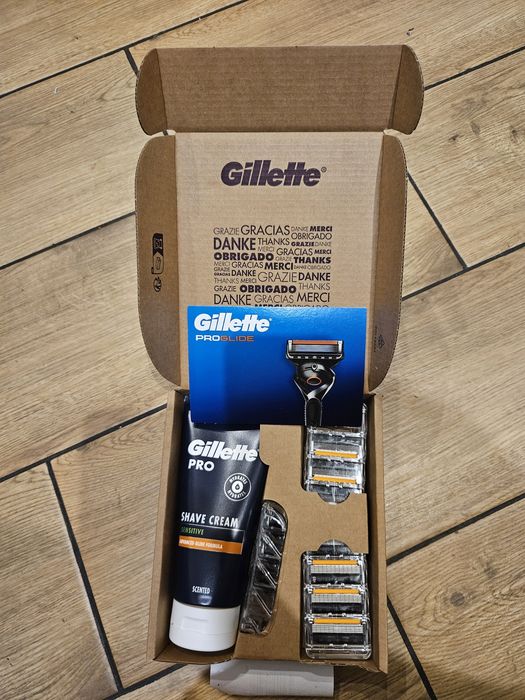 Gillette ProGlide – Zestaw do golenia 10 wkładów + krem do golenia