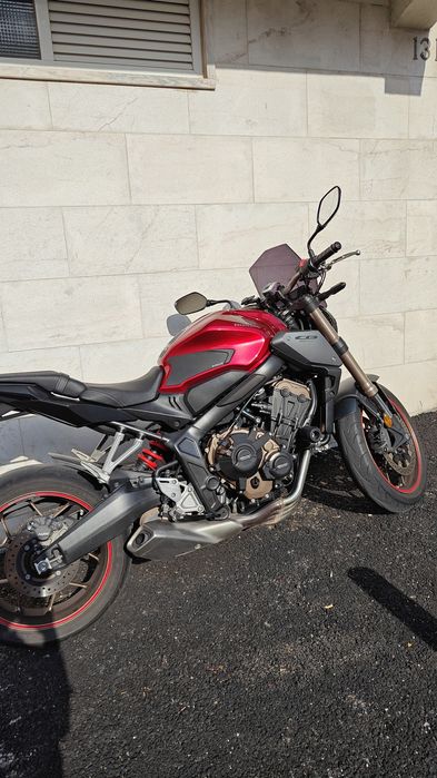 Honda CB650R com motor novo!