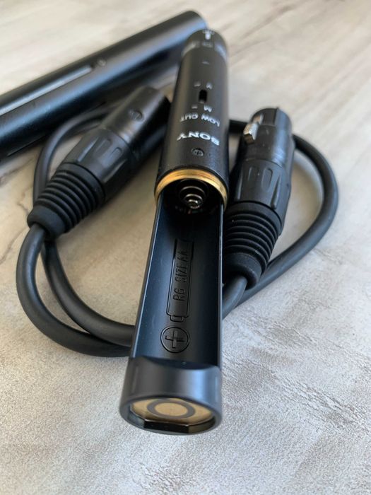 Sony ECM 674 Microfone Condensador Shotgun