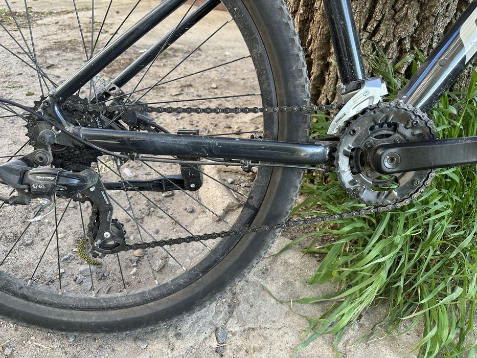 продам СРОЧНО (предлагайте цену)зверя Giant Talon 4 Metallic Black