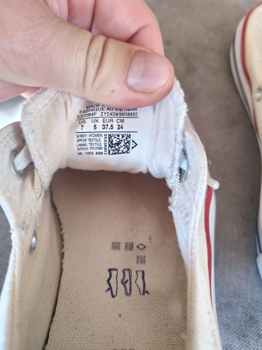 Tenisówki Converse na gumce rozmiar 37,5