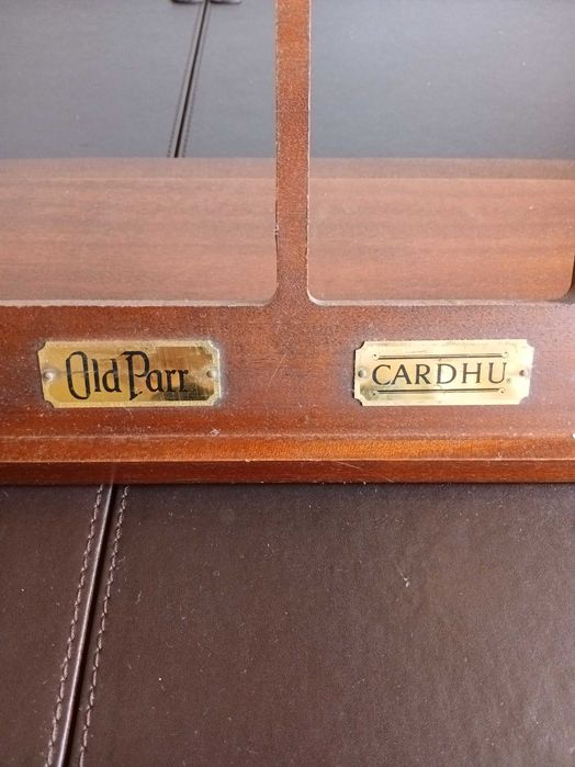 Expositor garrafas Whisky