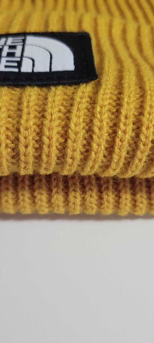 Czapka Zimowa The North Face  kolor morela /musztardowy szybka wysyłka