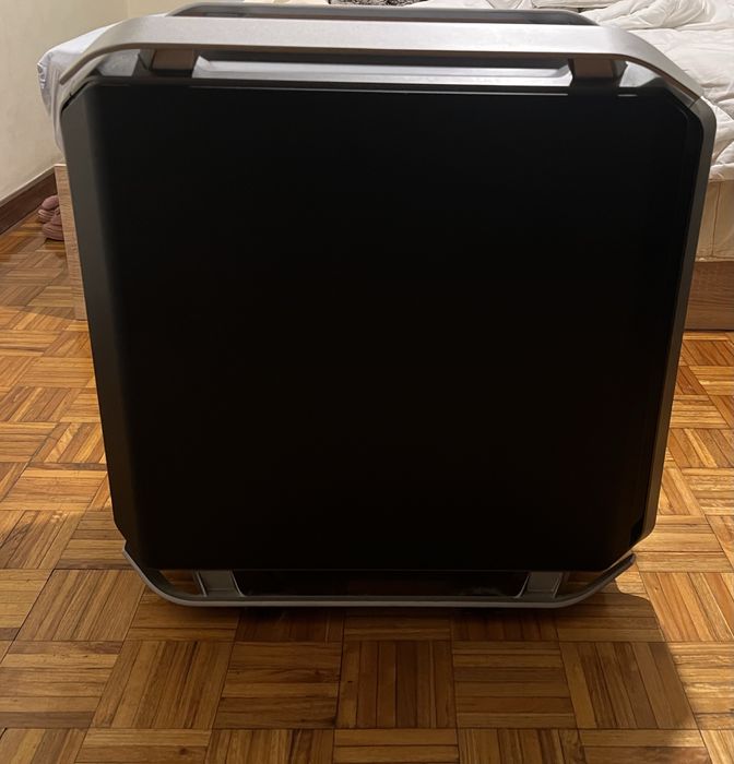 Torre Cooler Master Cosmos C700M