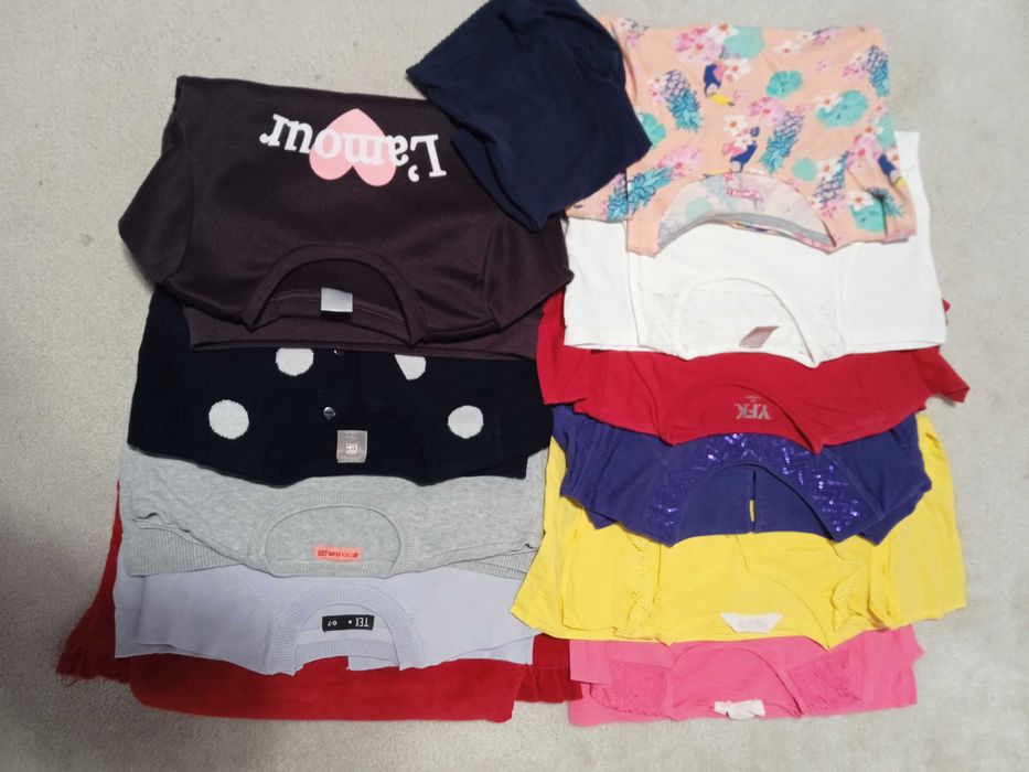 128 dla dziewczynki: swetry, koszulki, bluzki