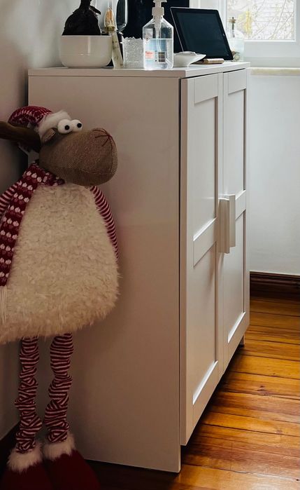 Armário com portas Brancas BRIMNES IKEA