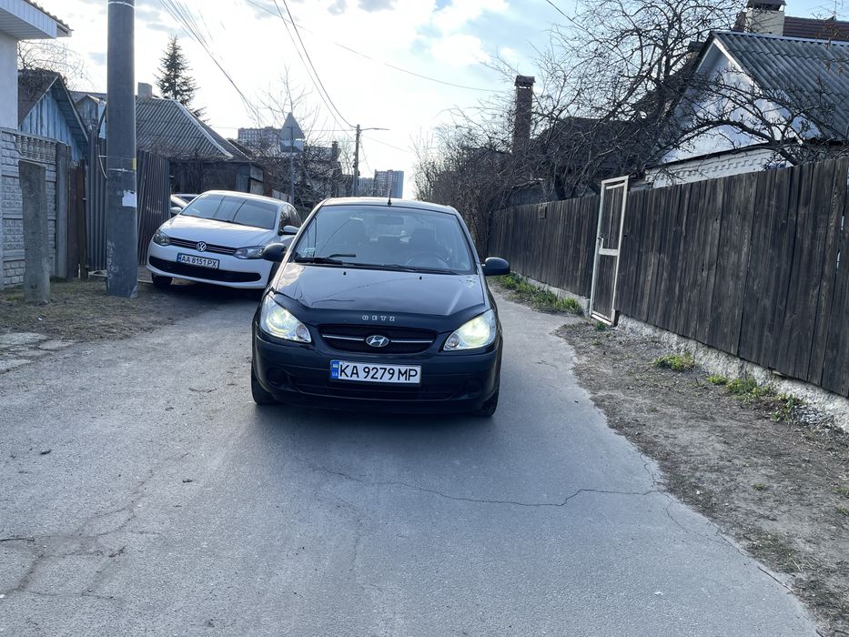 Продам хороший автомобиль экономный удобный