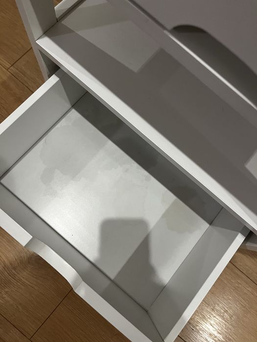 2 stoliki nocne biale jak nowe