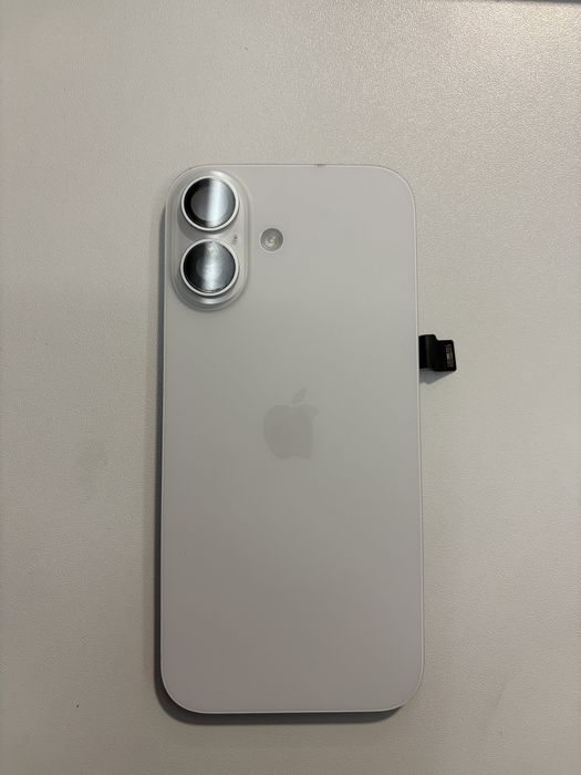 Задня кришка для iPhone 17 (White)	A+	#96454