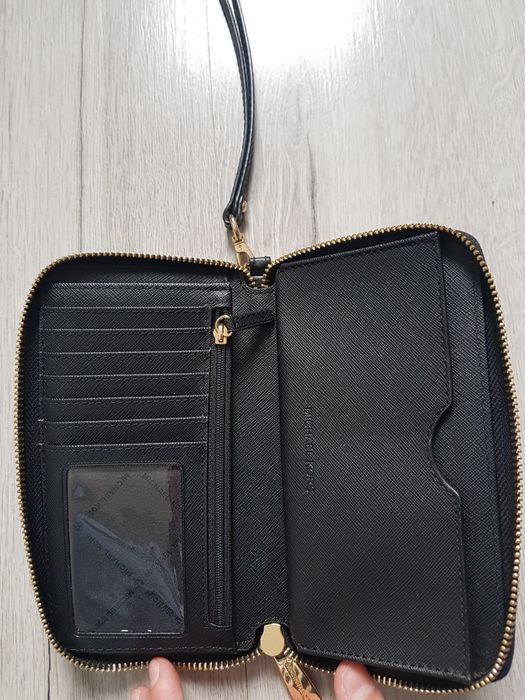 Portfel Michael Kors z uchwytem do ręki