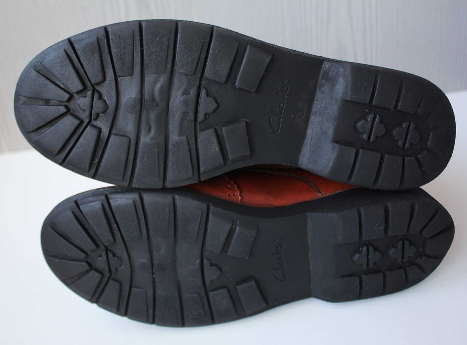 Демисезонные ботинки на шнуровке из натуральной кожи