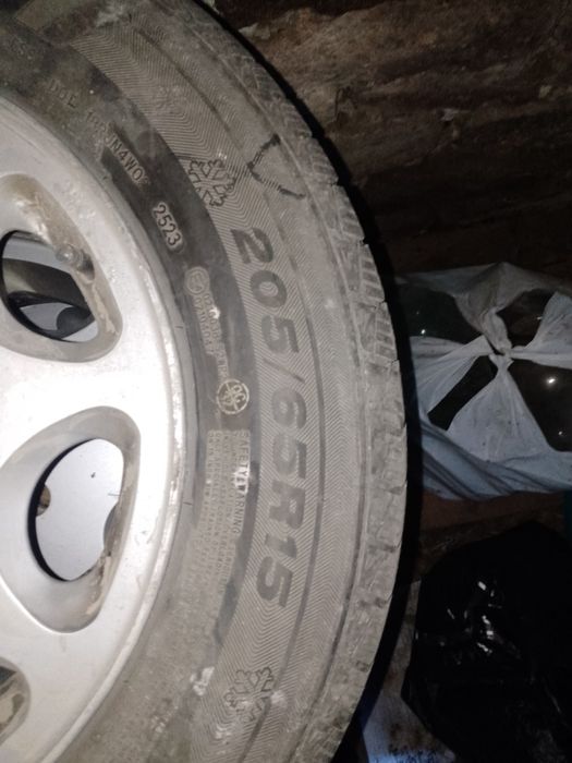 Продам колеса мерс