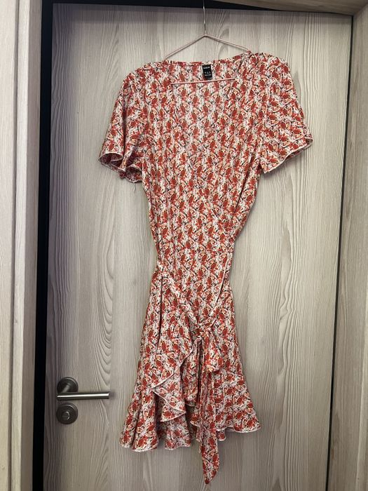 Vestido SHEIN com flores laranja