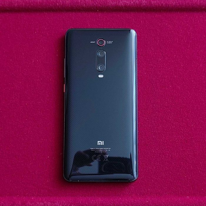 Xiaomi Mi 9T 6/128GB stan Idealny jak NOWY zestaw komplet +Gratis Etui