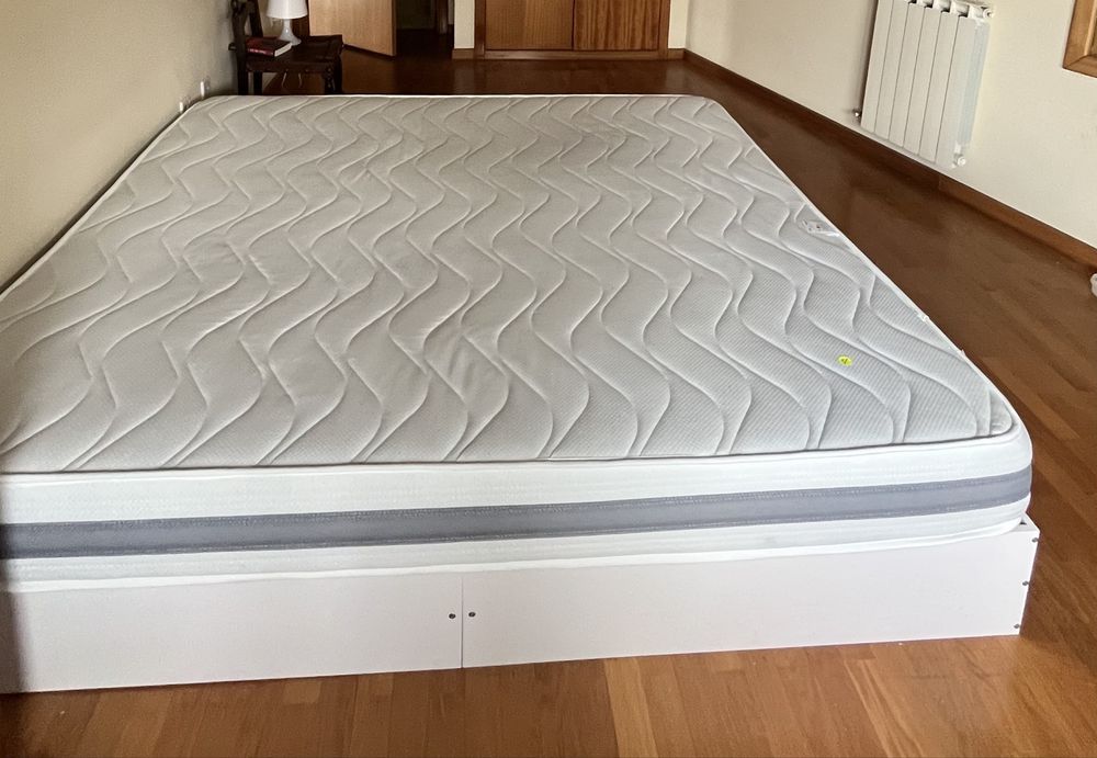 Cama + colchão