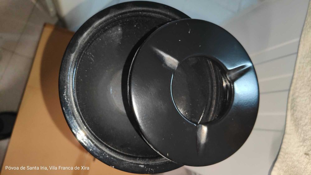 Cinzeiro de pé alto 70 cm