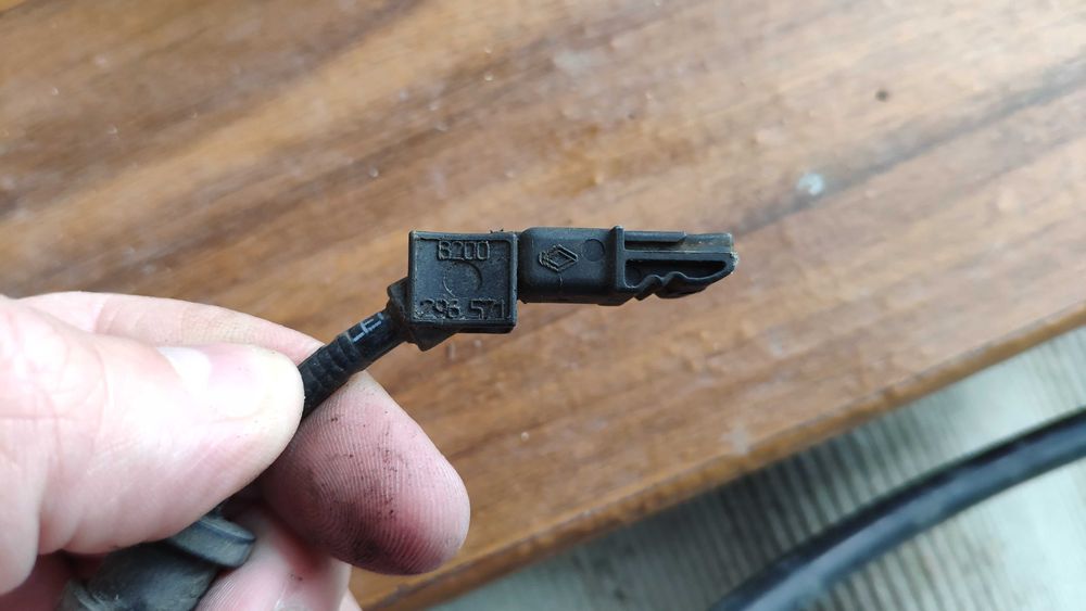 Датчик АБС ABS Задній лівий Laguna 2 Лагуна 2