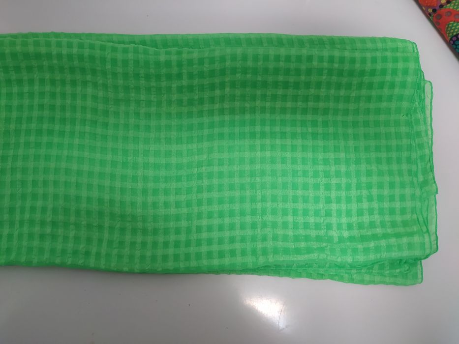 Pareo comprido quadrados verde NOVO