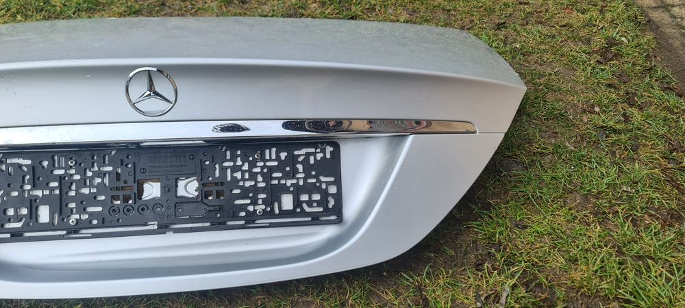 Klapa Bagażnika Tył Tylna Mercedes CLS W219 Lack. 775