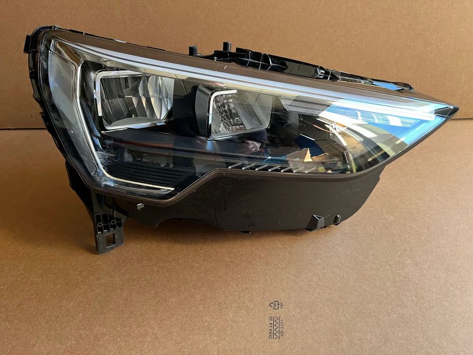 LAMPA FULL LED AUDI Q3 83A PRAWA REFLEKTOR FULL LED AUDI Q3 83A941012