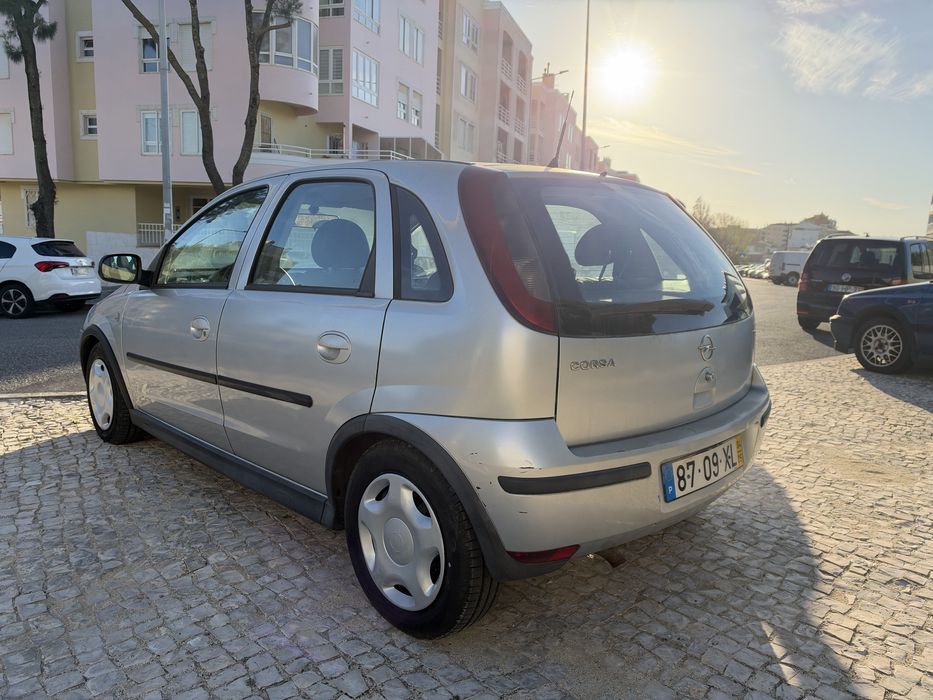 Opel Corsa 1.2i 16v - Apenas 109.000KM