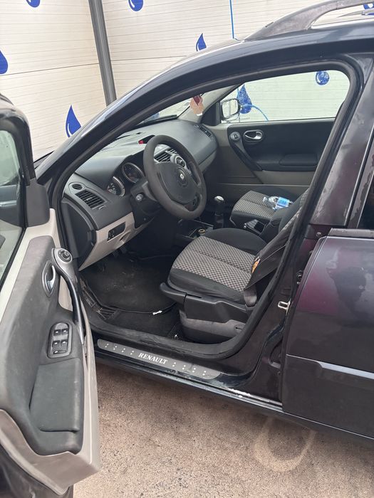 Renault megane 1.500 vendo urgente foto 5