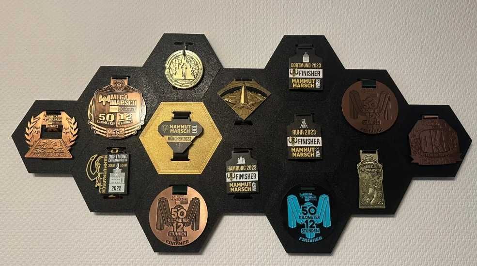 Expositor de Medalhas Modular em Hexágono (Impressão 3D)