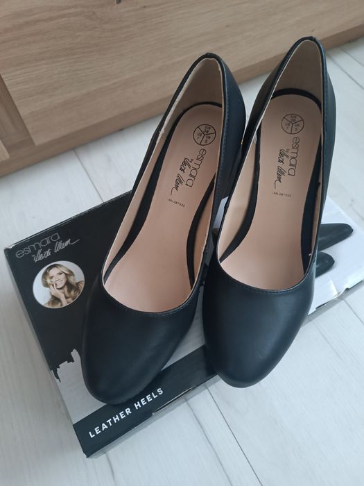 Czółenka/szpilki czarne rozmiar 38