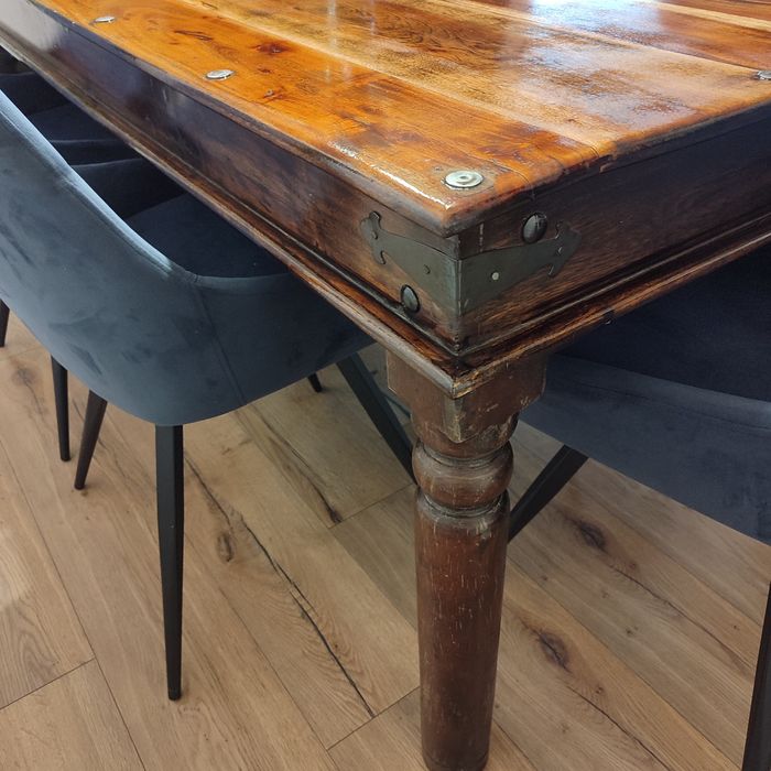 Stół drewno salon jadalnia