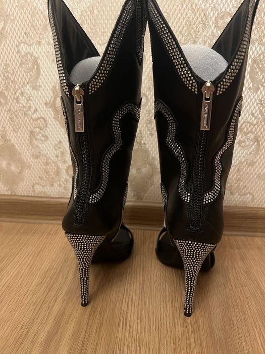 Жіночі  Козаки 40 р