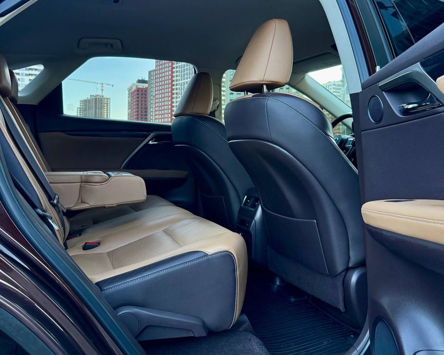 Lexus RX 450h official