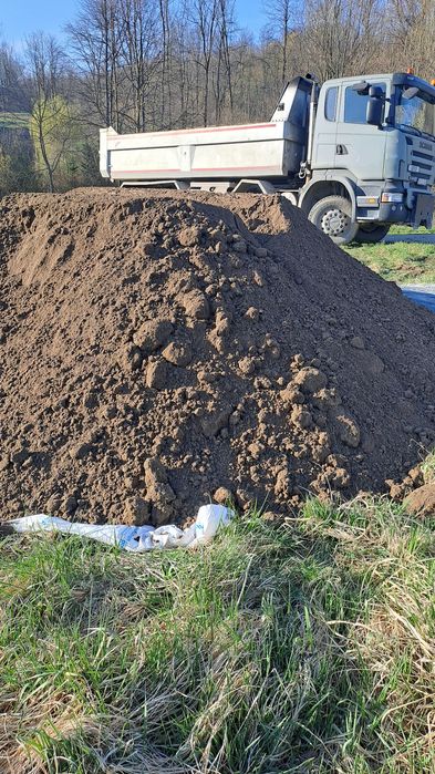 Ziemia ogrodowa, ziemia siana,  humus siany, czarnoziem