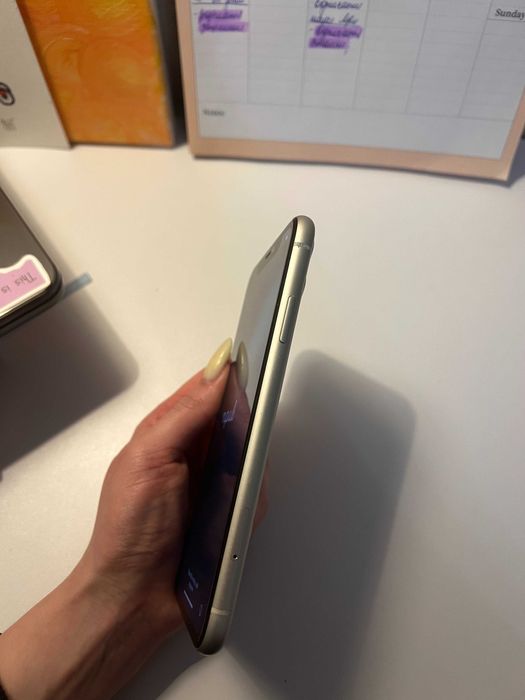 iPhone 11 128gb Білий