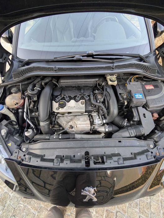 Peugeot RCZ 1.6THP 200cv