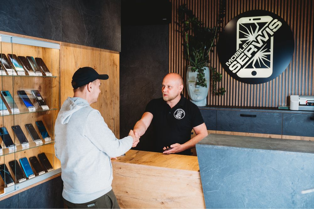 Serwis naprawa telefonów Radom, szybka, wyświetlacz, ładowanie od ręki