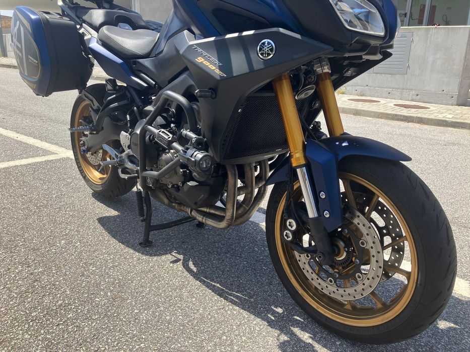 Yamaha Tracer 900 GT akrapovic
