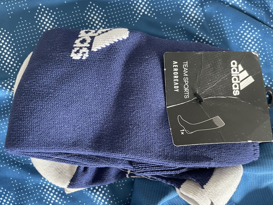 Nowe ubrania piłkarskie 9-10 lat