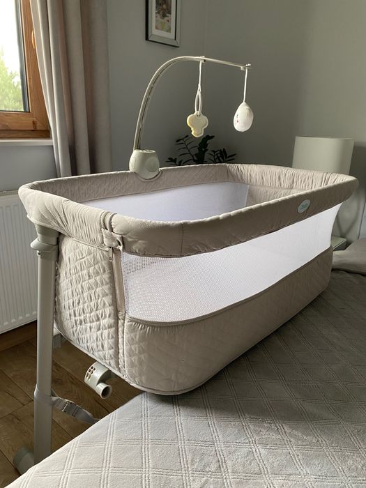 Łóżeczko /dostawka do łóżka