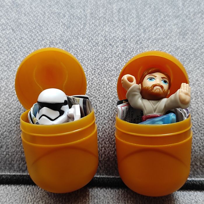 9 x Kinder Niespodzianka Star Wars NOWE