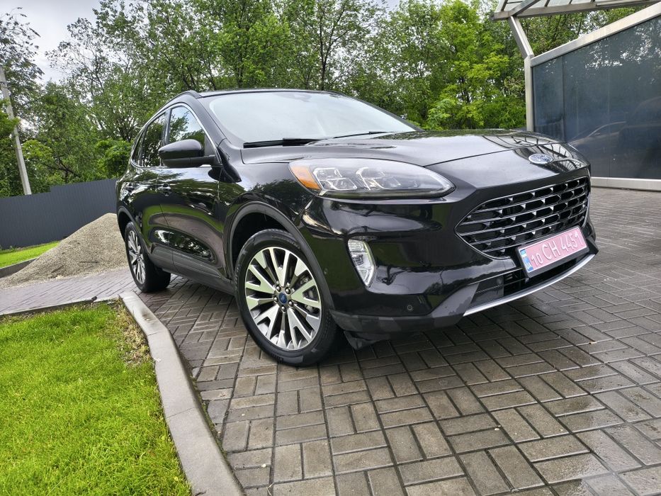 Ford escape 2021 Titanium