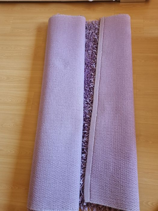 Tapete lilás com pêlo alto 130x180cm