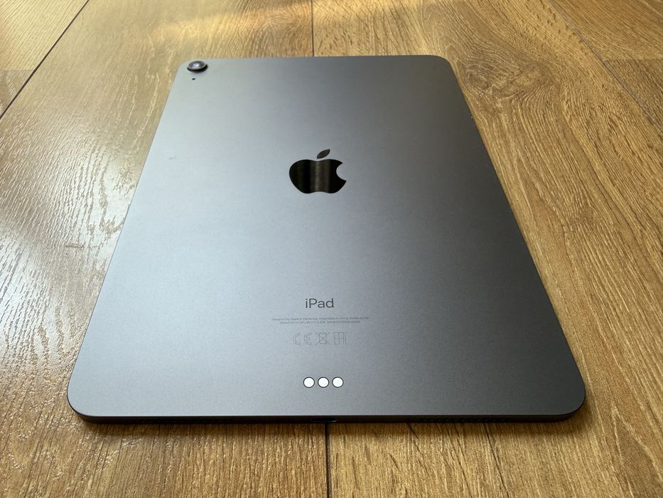 Apple iPad Air 4 Gen 64GB Wifi