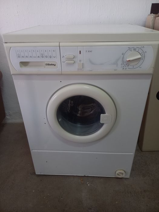 Máquina lavar roupa