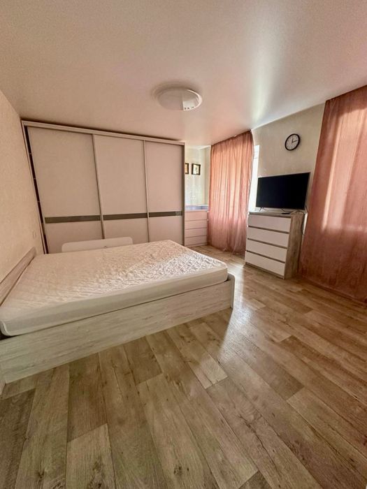 Продам 2х кімнатну квартиру в Підгородньому