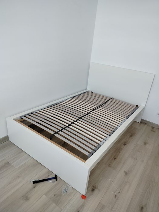 Skręcanie montaż mebli łóżek  szafek  szaf komody Kraków