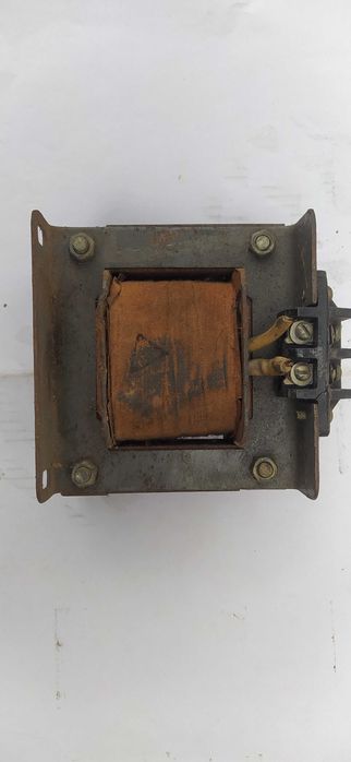 Продам силові трансформатори.