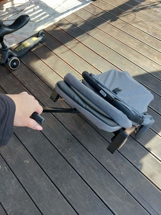 Wózek spacerowy MOMI
