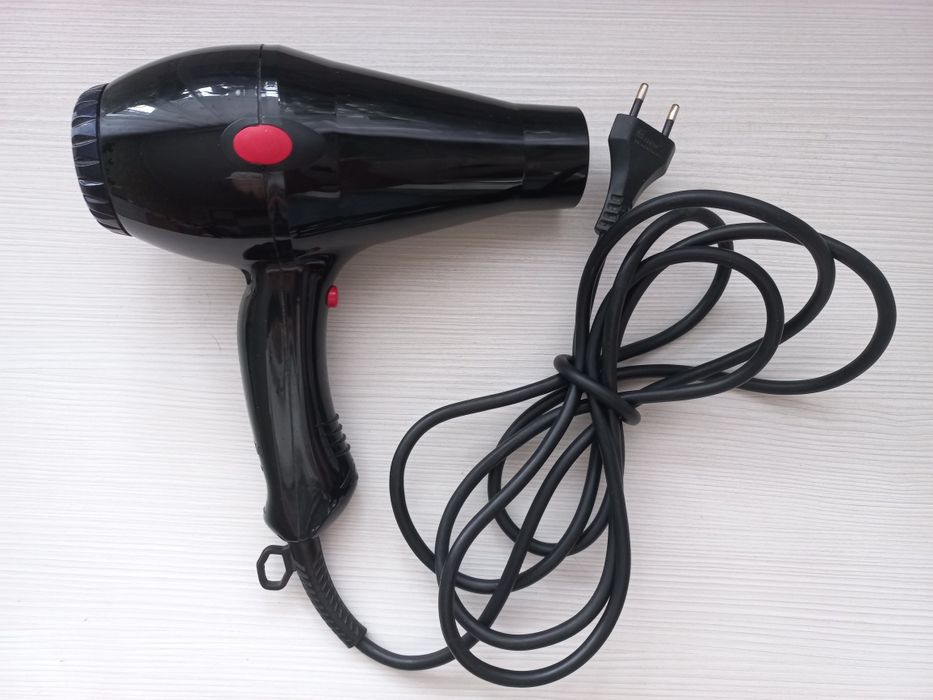 Под ремонт фен Parlux 3200 compact