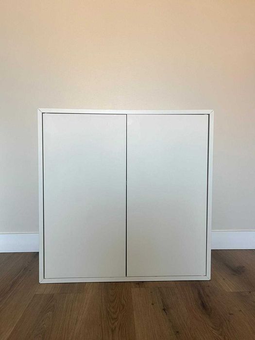 Armário IKEA EKET Branco com 2 Portas – Com ou Sem Pés
